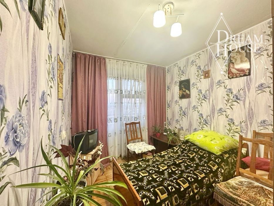 Продаж 5 кімнатної квартири