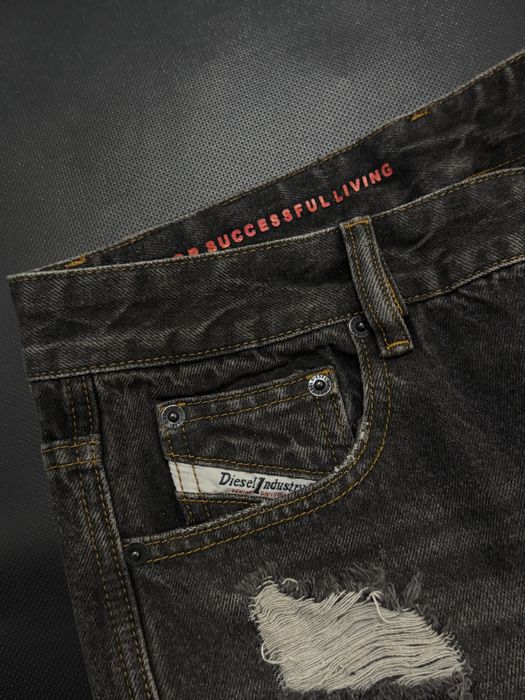 штаны Diesel D-Rise Straight Distressed Jeans