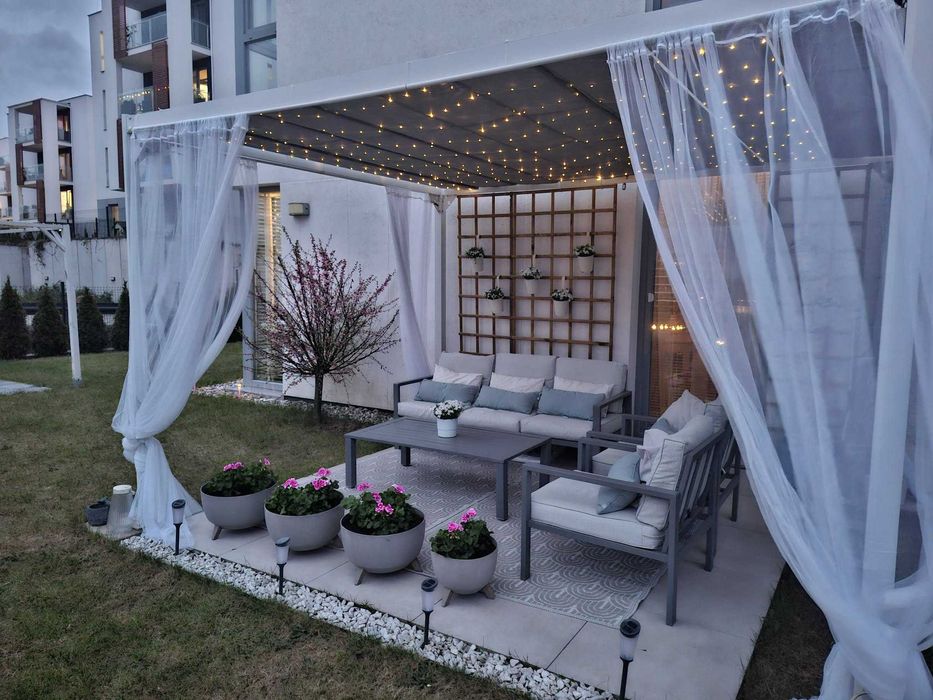 Pergola biała 3x3,30x230wys ażurowy dach