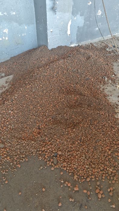 Скловата стікловата в бегах керамзит