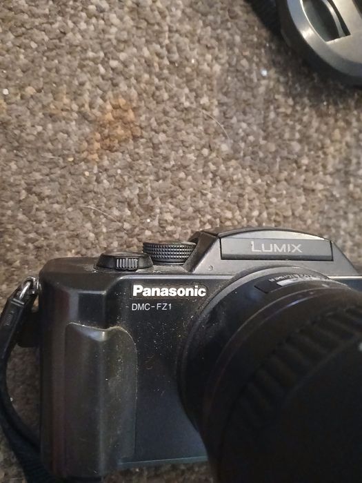 Panasonic Lumix DMC -FZ1