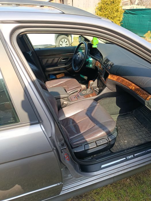 Bmw E39 Touring 523i