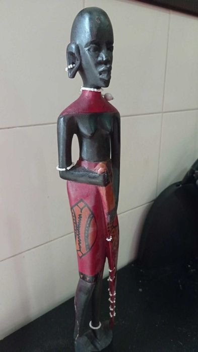 Par de estatuetas africanas.