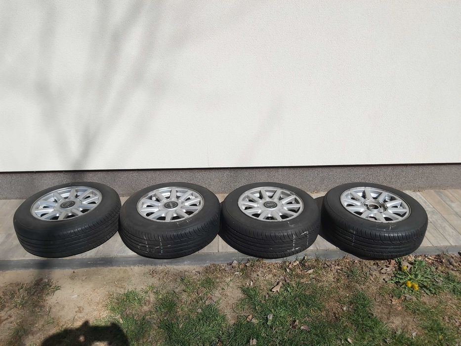 Komplet kół Audi 80 B4