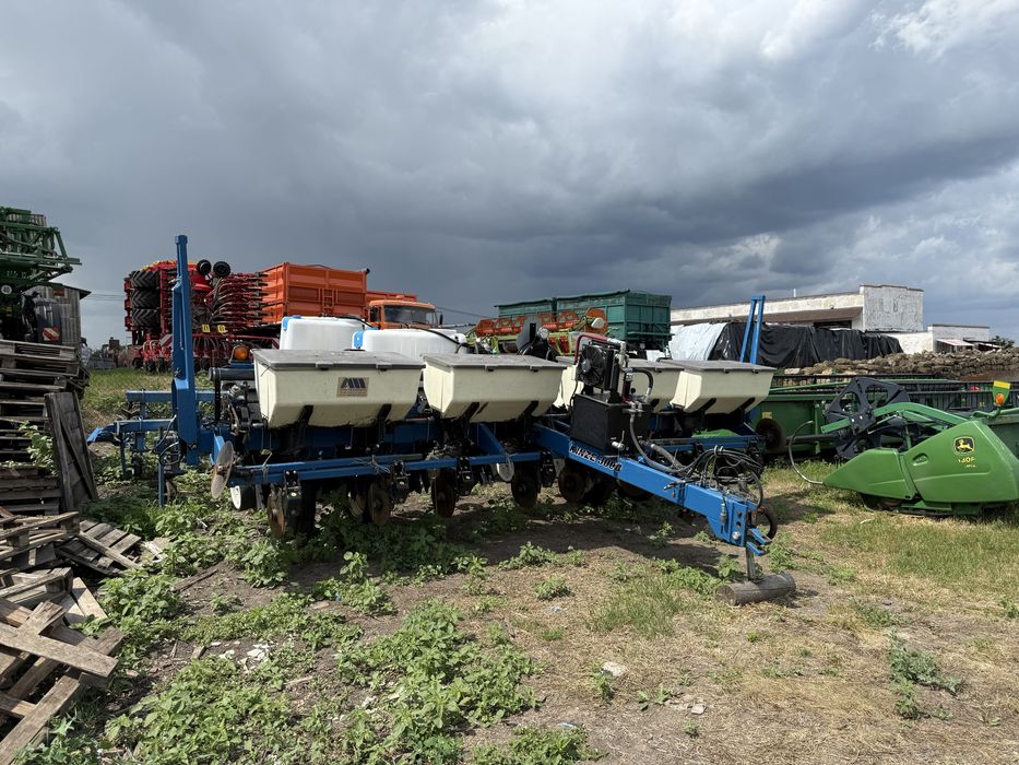Продам сівалку Kinze 3000