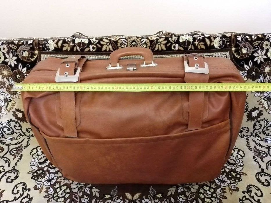 Валізи в асортименті