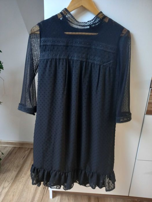Sukienka czarna 36r.