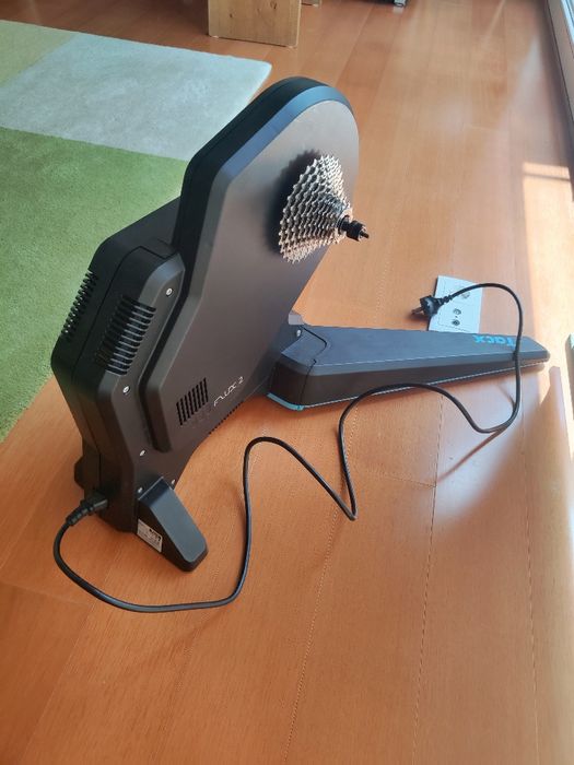 Rolo Treino Tacx Flux 2 Smart Direct Drive + Cassete 11V - Como NOVO!
