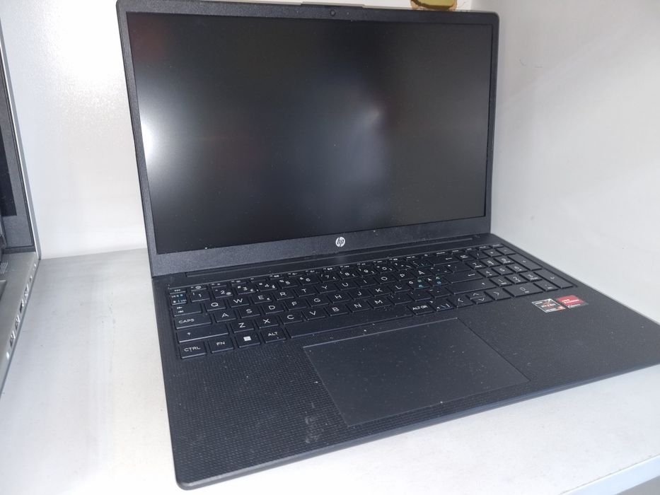 hp 15 ryzen 3 stan bdb 6msc gwr