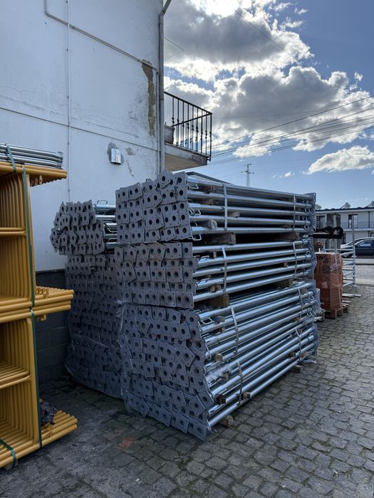 Escora galvanizada R57 reforçada (várias medidas)