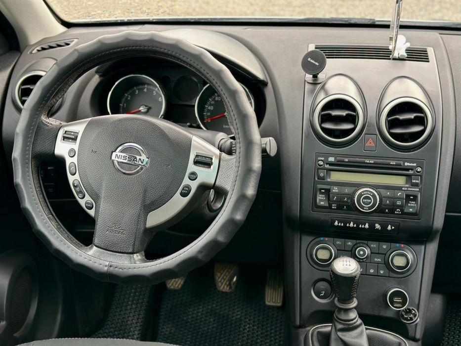 Продам Nissan qashqai