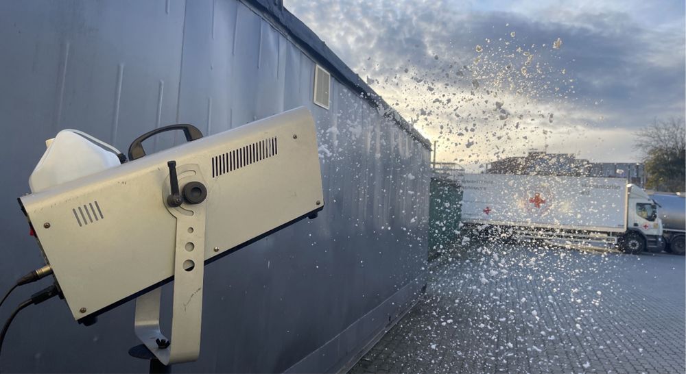 Генератор снігу у Львові, снігмашина, штучний сніг, снігова машина