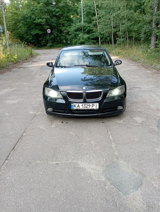 Продам Bmw E90 325i
