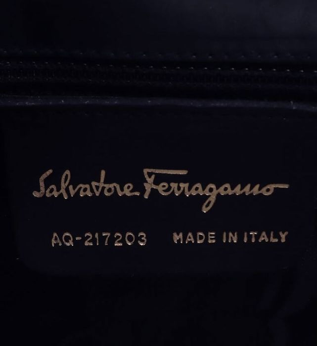 Вінтажна сумка з натуральної шкіри salvatore ferragamo vara, оригінал