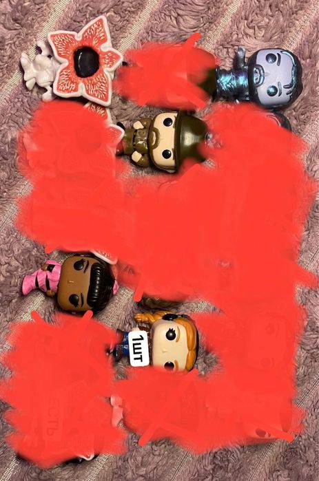 Продаю фігурки, Дуже дивні дива kinder joy