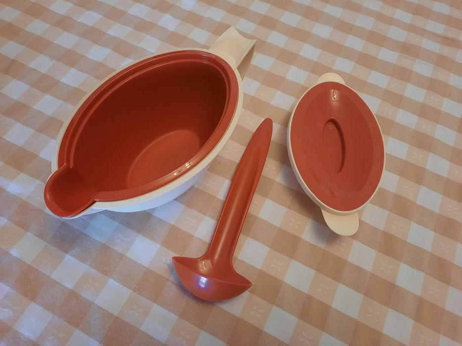 Molheira Tupperware