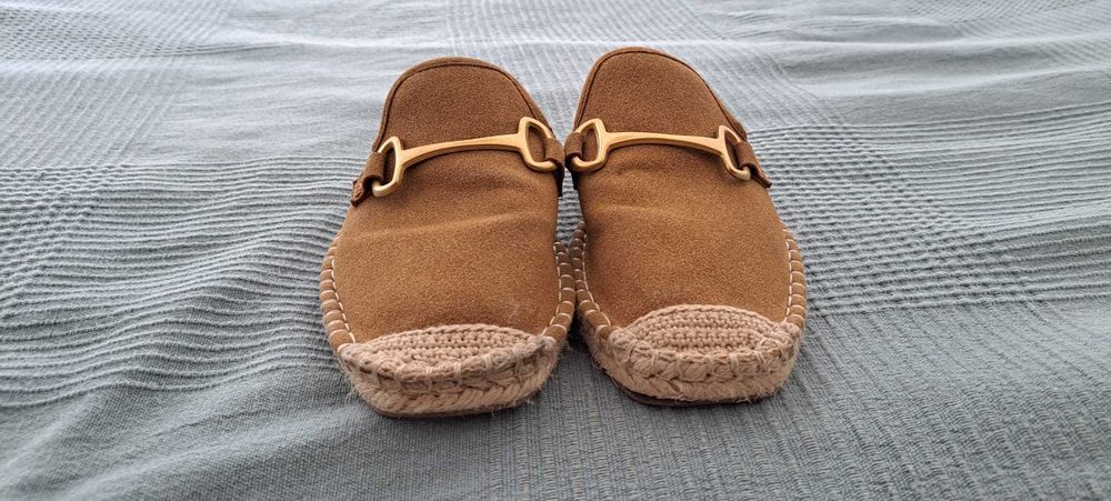 Sapatos de Mulher Tamanho 38