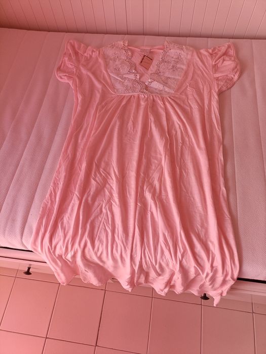 Camisa de noite M/L. 7€