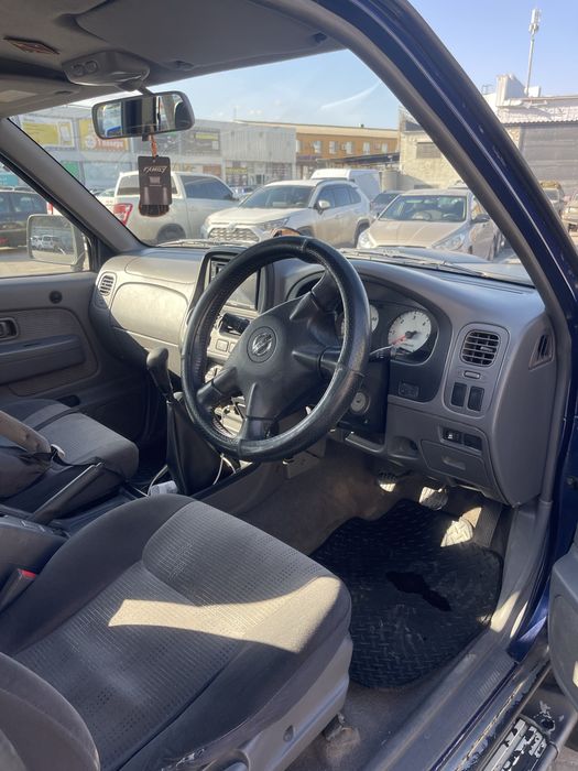 Nissan Navara 2.5 TDI 4x4 2004p