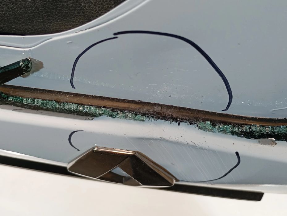 Porta da mala esquerda RENAULT Kangoo III