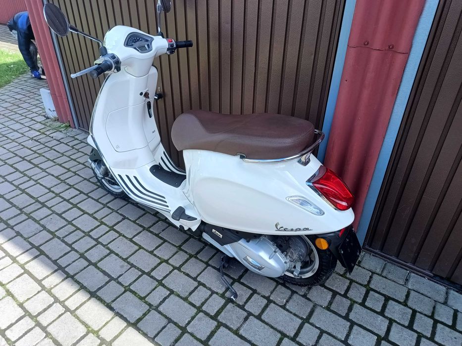 Piękna Vespa Primavera z Niemiec na kat B MOTOCYKLE ŻURAWICE