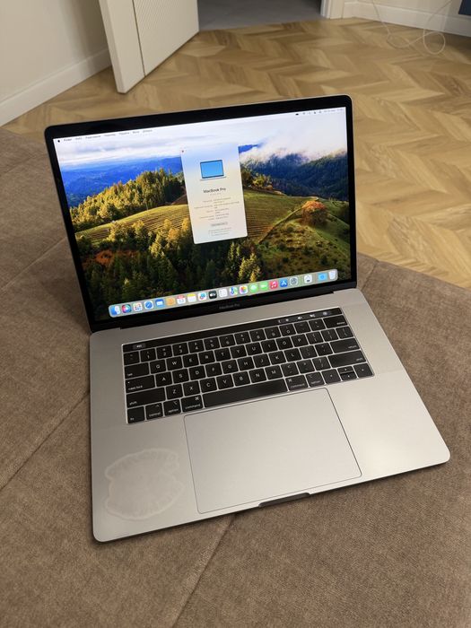 Macbook Pro 15 2019 i7 2.6 / 16gb / 512gb/ Radeon Pro 4 ГБ 93% АКБ