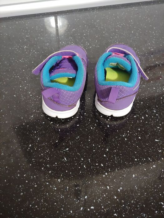 Кросівки   nike для хлопчика та дівчинки