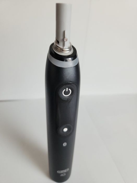 Szczoteczka oral b io series  8