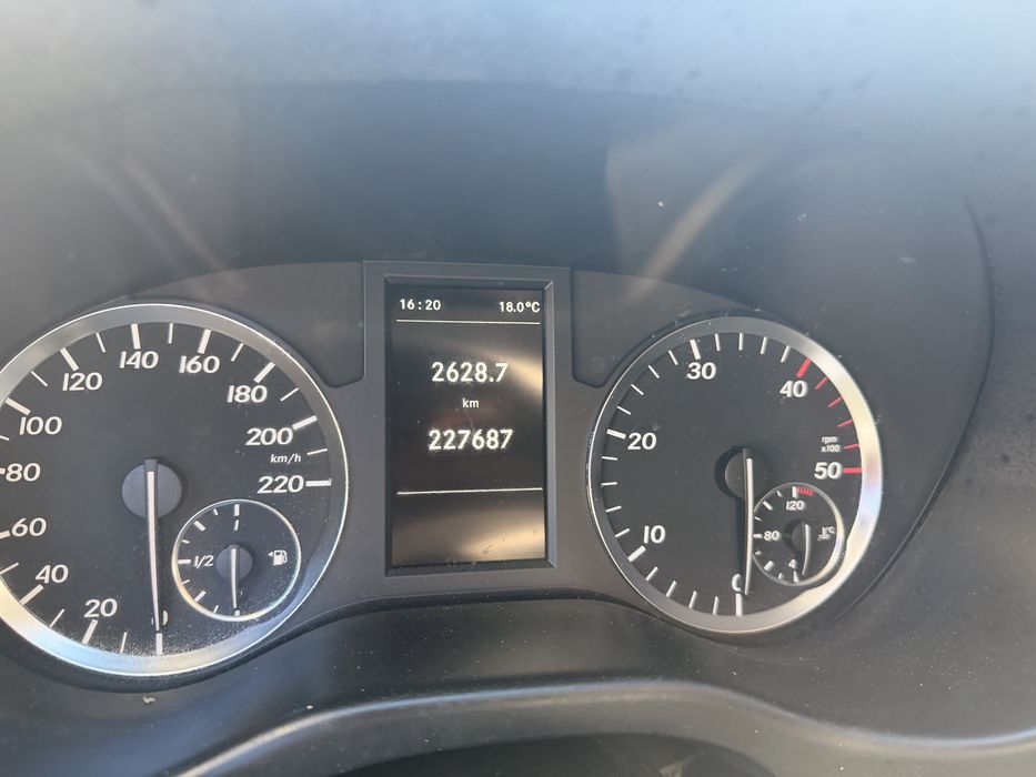 MERCEDES VITO 2.2cdi Excelente Estado Ideal para carro de Assistencia ###OPORTUNIDADE###