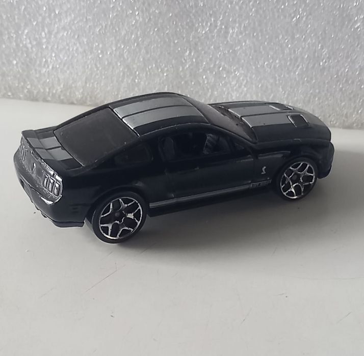 07 shelby GT500 hot wheels