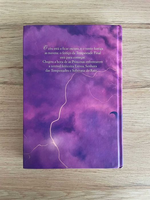 Livro - A Feiticeira das Tempestades