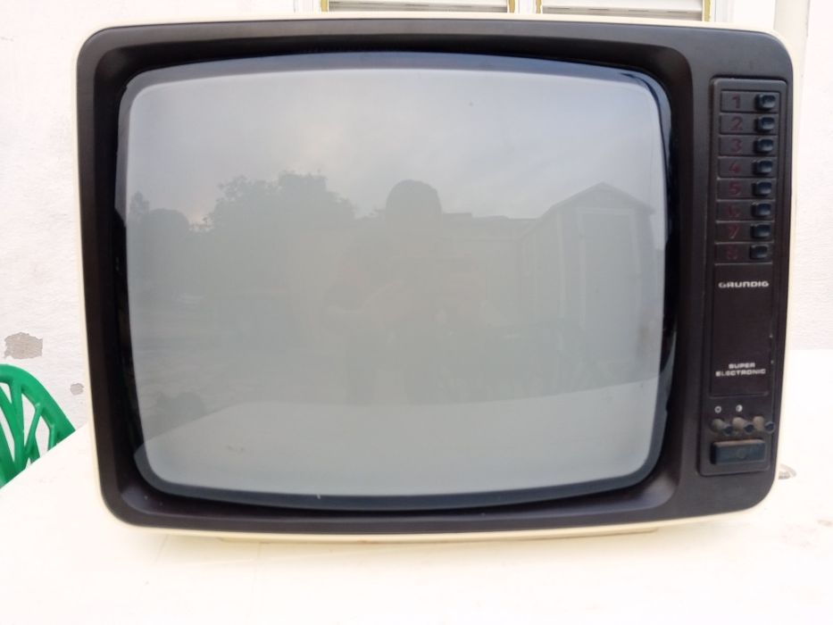 TV antiga Grundig