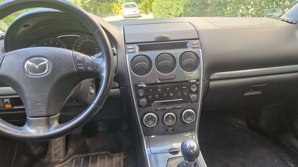 Mazda 6  1.8 Hatchback