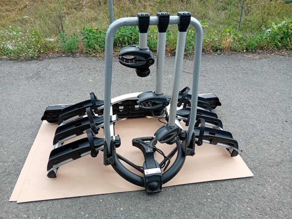 Tytuł. Bagaznik THULE G2 922 na trzy rowery