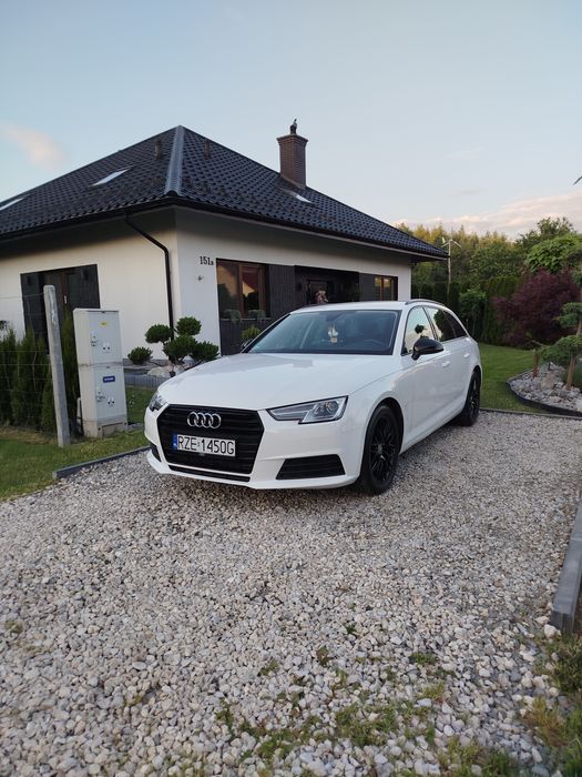 AUDI A4 Avant  2.0 TDI Manual Super Stan