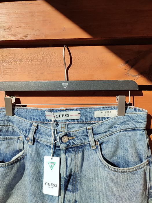 Calças Guess tamanho 42 novas c etiqueta
