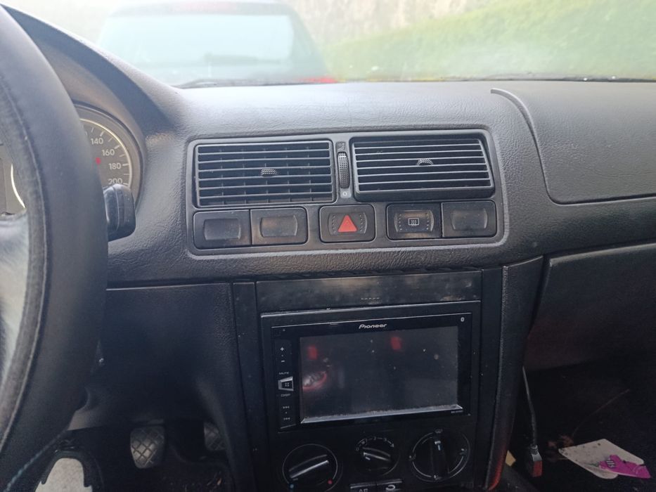 Vendo carro vw 4 em bom estado