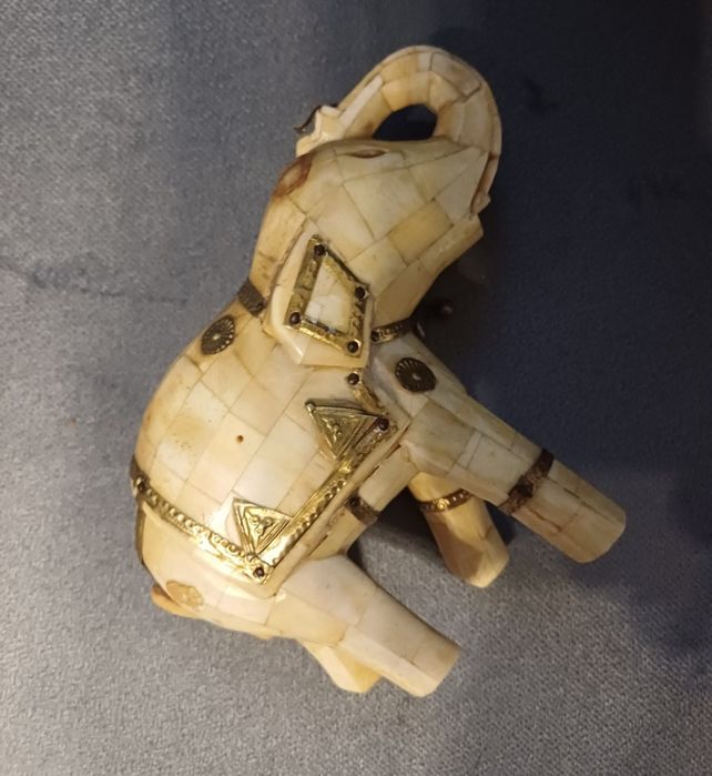 Słoń z kości starocie vintage