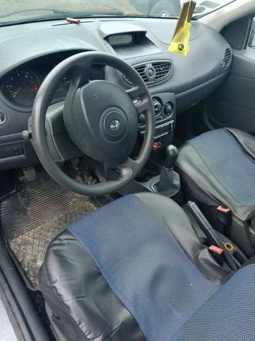 Renault Clio 3 na części ! Po "LIFCIE" cała na części !