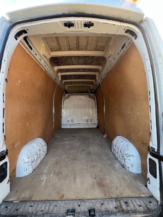 Serviços de transportes e mudanças