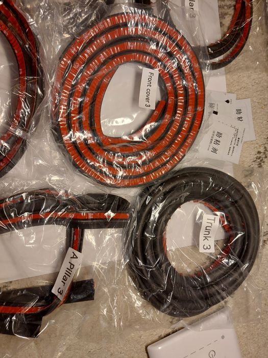 NOWY Uniwersalny Zestaw uszczelek samochodowych