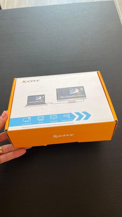 Kceve KVM Switch Dual Monitor 4K  60Hz  (Novo/Selado)