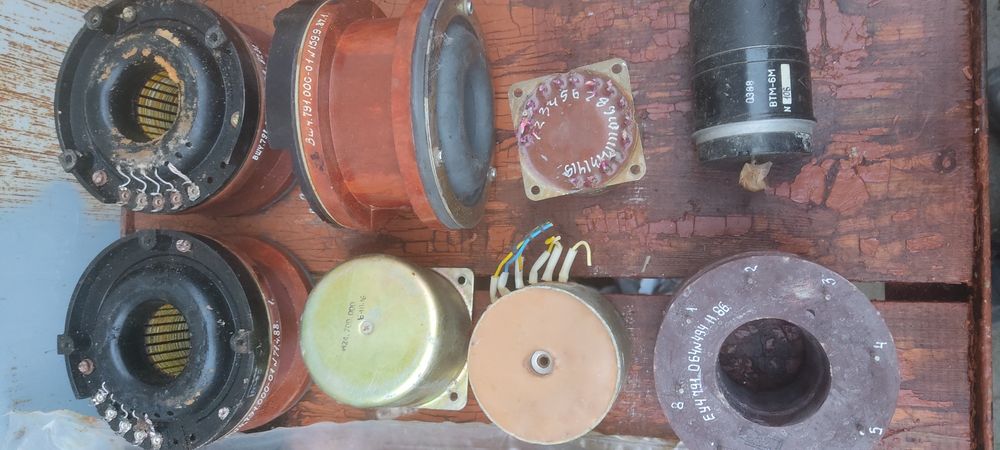 Трансформатори та дроселі