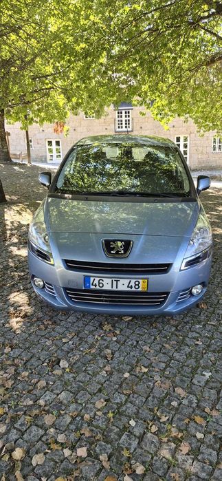 PEUGEOT 5008 2010 96.000 KMS