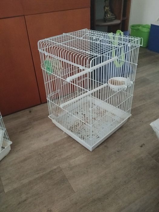 Vendo gaiola praticamente nova
