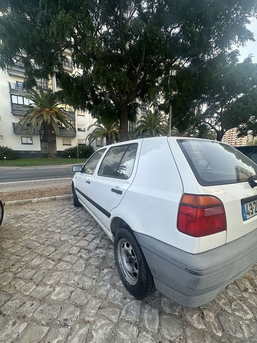 Volkswagen Golf A3 - 5 Lugares foto 3