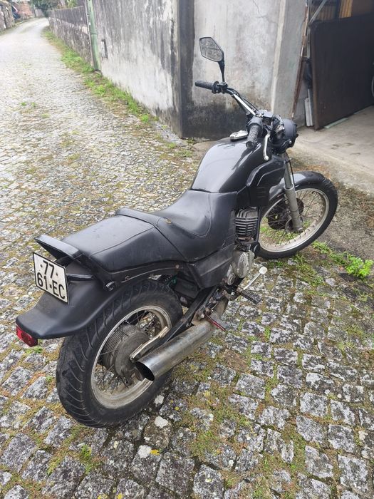 Cagiva 125cc (Bom estado)