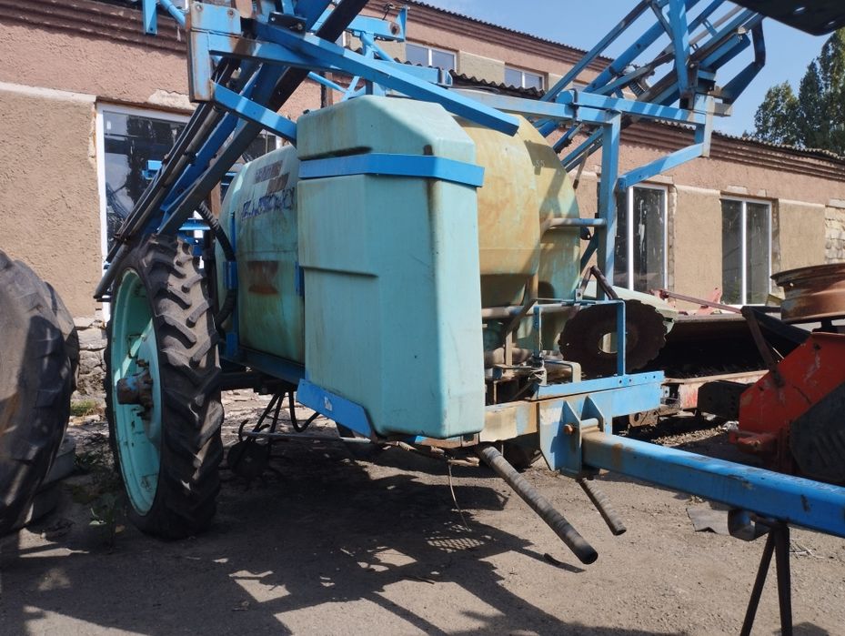 Обприскувач Berthoud-18, 2006р