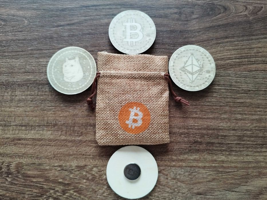 Bitcoin Ethereum Dogecoin [Presente / Lembrança] CRYPTO COLD WALLET