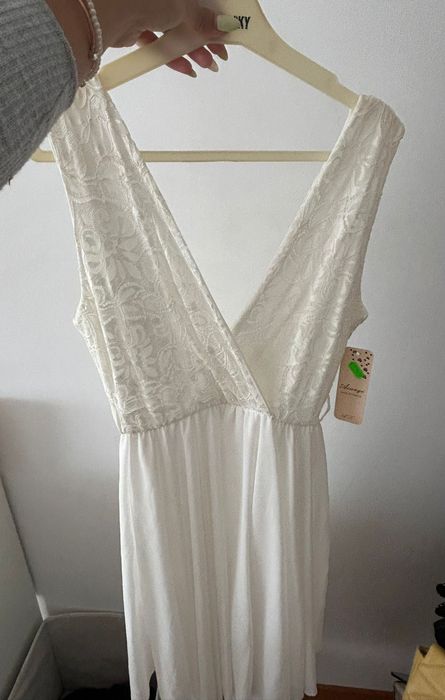 Vestido branco de cerimónia